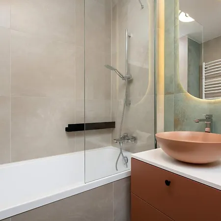 Apartament Cozy With Garden And Place To Work By Renters
